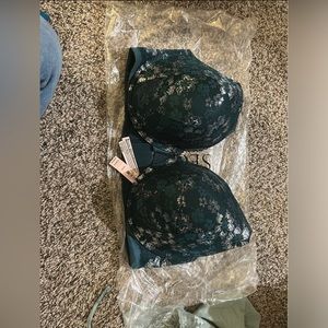 Victoria secret push up bra